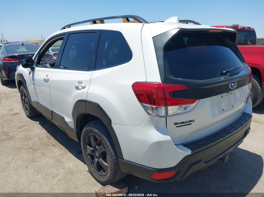 2022 Subaru Forester VIN JF2SKAMCXNH528975 IAAI salvage auction — WATER/FLOOD, Salvage (California), sold $9,650 on 2026-07-08 (photo 3)
