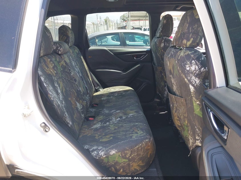 2022 Subaru Forester VIN JF2SKAMCXNH528975 IAAI salvage auction — WATER/FLOOD, Salvage (California), sold $9,650 on 2026-07-08 (photo 8)
