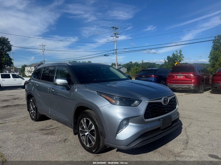 2022 Toyota Highlander VIN 5TDGZRBH6NS174915 IAAI salvage auction — UNKNOWN, Clear (New York), sold $17,775 on 2026-07-08 (photo 1)