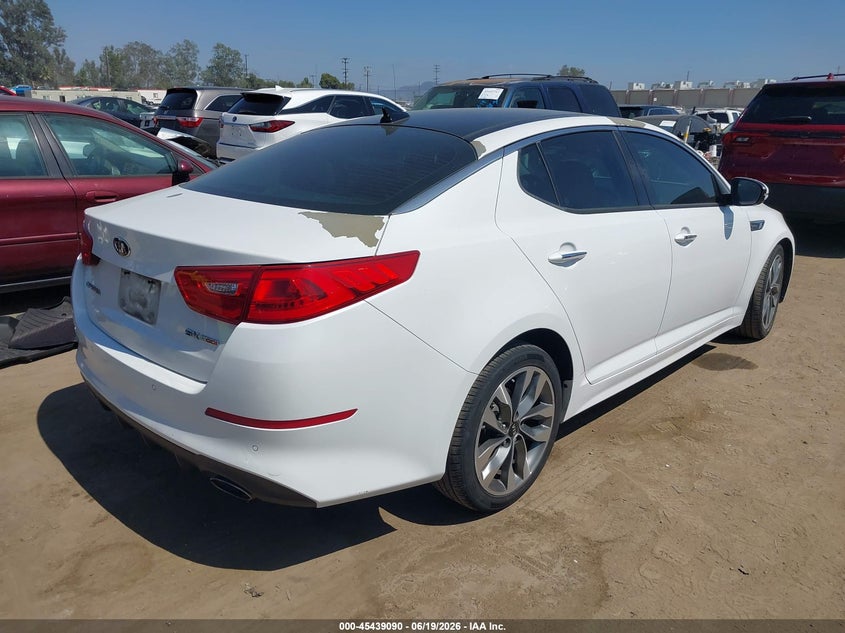 2015 Kia Optima VIN 5XXGR4A69FG387721 IAAI salvage auction — LEFT FRONT, Salvage Title, sold $1,100 on 2026-07-29 (photo 4)