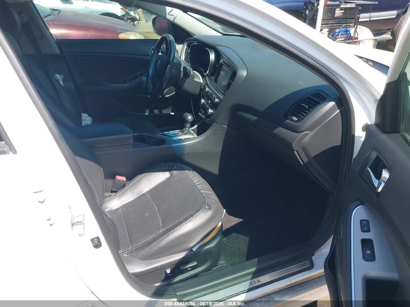 2015 Kia Optima VIN 5XXGR4A69FG387721 IAAI salvage auction — LEFT FRONT, Salvage Title, sold $1,100 on 2026-07-29 (photo 5)