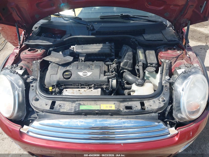 2010 Mini Cooper VIN WMWMR3C5XATU98799 IAAI salvage auction — FRONT END, Salvage (Kansas), sold $1,050 on 2026-07-19 (photo 9)