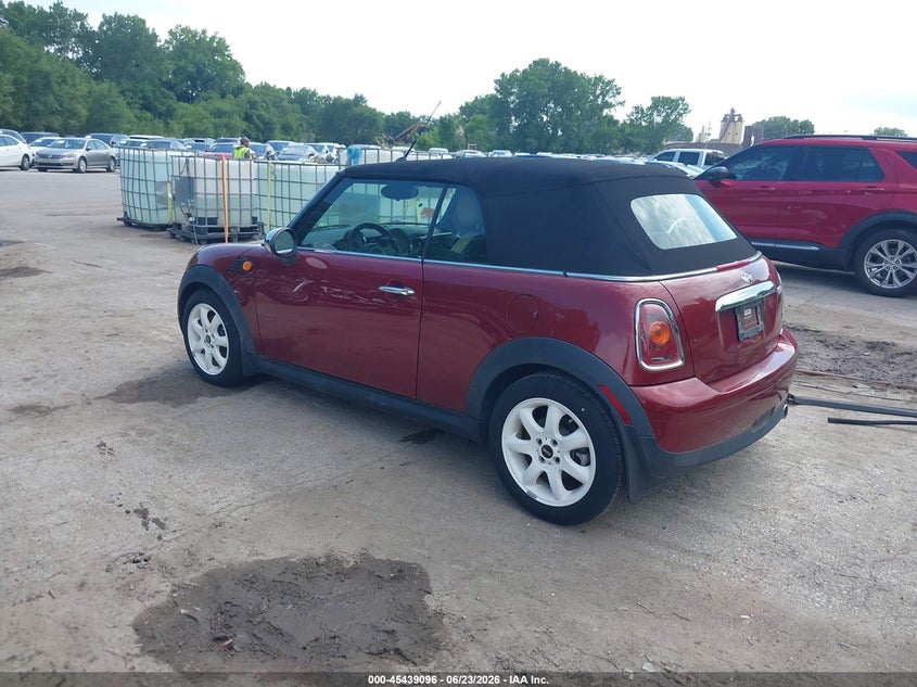 2010 Mini Cooper VIN WMWMR3C5XATU98799 IAAI salvage auction — FRONT END, Salvage (Kansas), sold $1,050 on 2026-07-19 (photo 3)