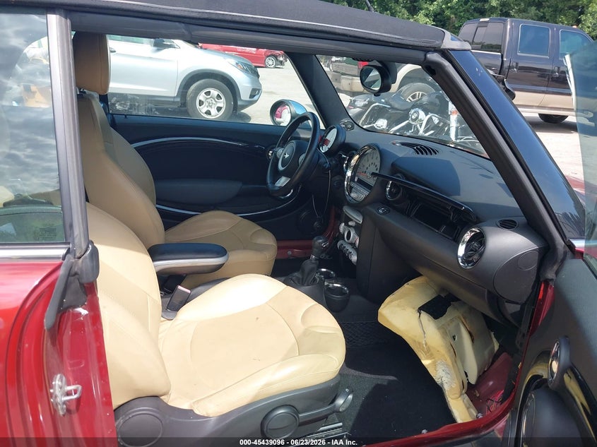 2010 Mini Cooper VIN WMWMR3C5XATU98799 IAAI salvage auction — FRONT END, Salvage (Kansas), sold $1,050 on 2026-07-19 (photo 4)