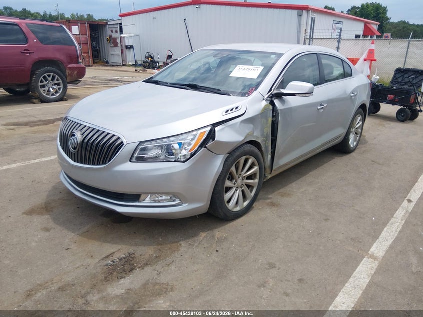 2015 Buick Lacrosse VIN 1G4GB5G32FF305927 IAAI salvage auction — LEFT FRONT, Salvage (Mississippi), sold $1,200 on 2026-07-30 (photo 2)