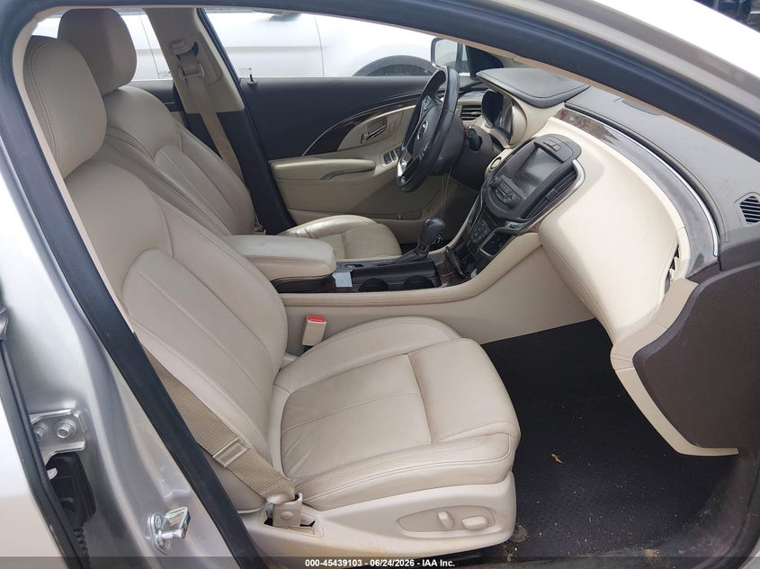 2015 Buick Lacrosse VIN 1G4GB5G32FF305927 IAAI salvage auction — LEFT FRONT, Salvage (Mississippi), sold $1,200 on 2026-07-30 (photo 5)