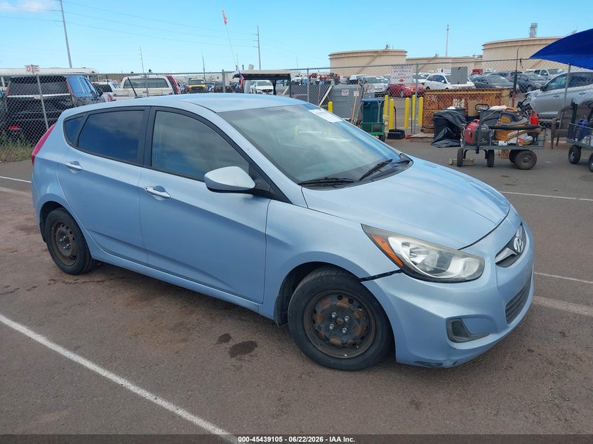 2013 Hyundai Accent VIN KMHCT5AE5DU137473 IAAI salvage auction — FRONT END, Salvage Title, sold $175 on 2026-07-28 (photo 1)