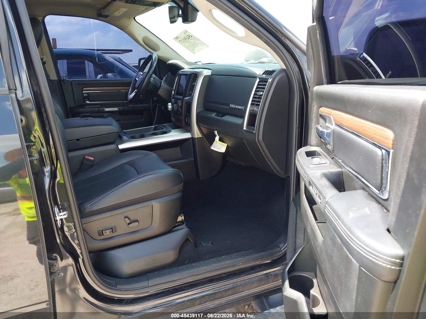 2018 Ram 1500 VIN 1C6RR7NM0JS230815 IAAI salvage auction — NORMAL WEAR, Salvage Title, sold $3,450 on 2026-07-27 (photo 5)