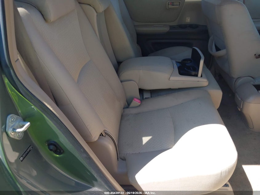 2005 Toyota Highlander VIN JTEEP21A150092565 IAAI salvage auction — NORMAL WEAR, Clear (Illinois), sold $875 on 2026-07-27 (photo 8)