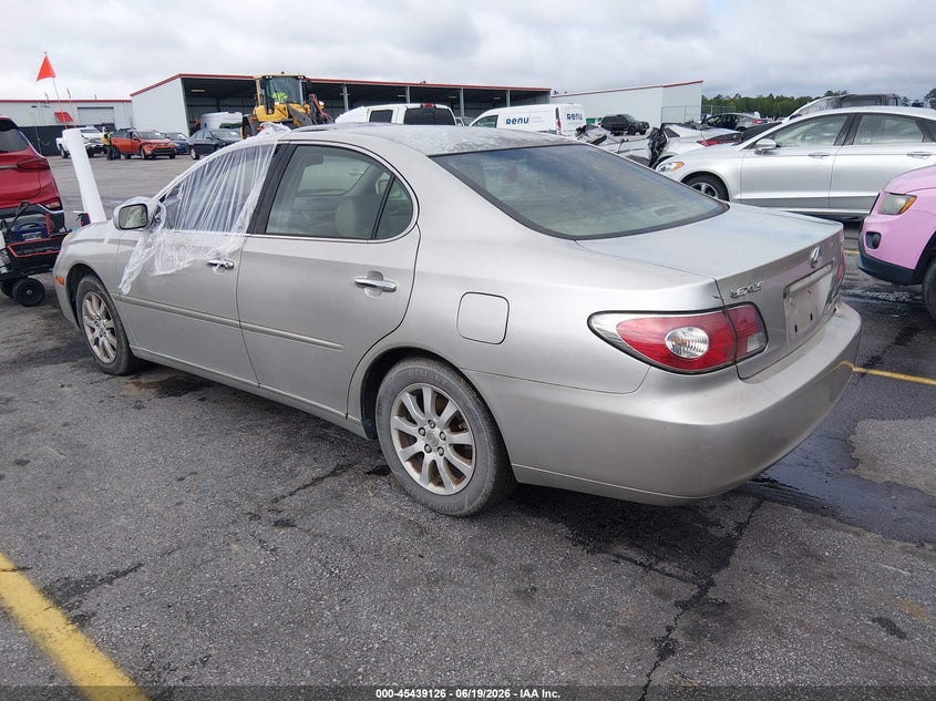 2004 Lexus Es 330 VIN JTHBA30G645015758 IAAI salvage auction — NORMAL WEAR, Clear (South Carolina), sold $500 on 2026-07-29 (photo 3)