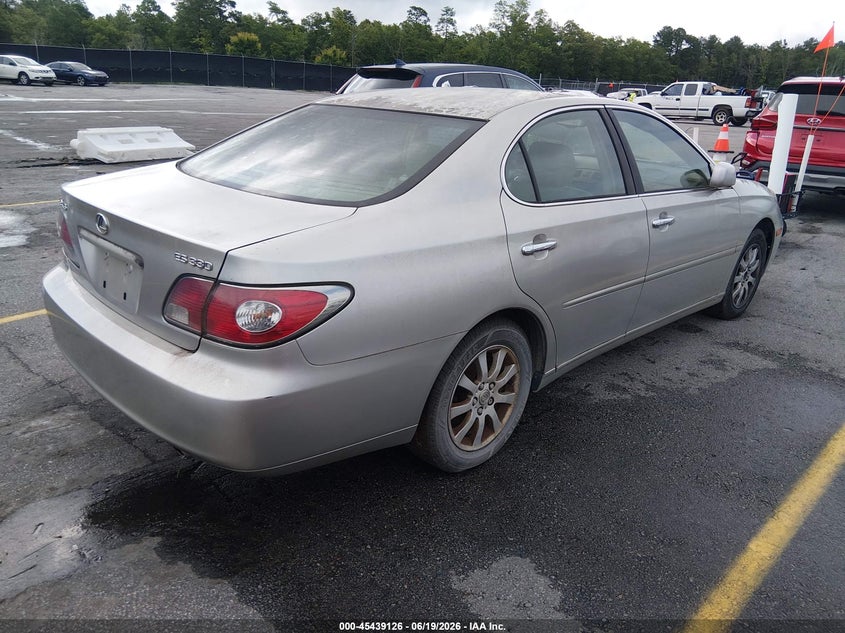 2004 Lexus Es 330 VIN JTHBA30G645015758 IAAI salvage auction — NORMAL WEAR, Clear (South Carolina), sold $500 on 2026-07-29 (photo 4)