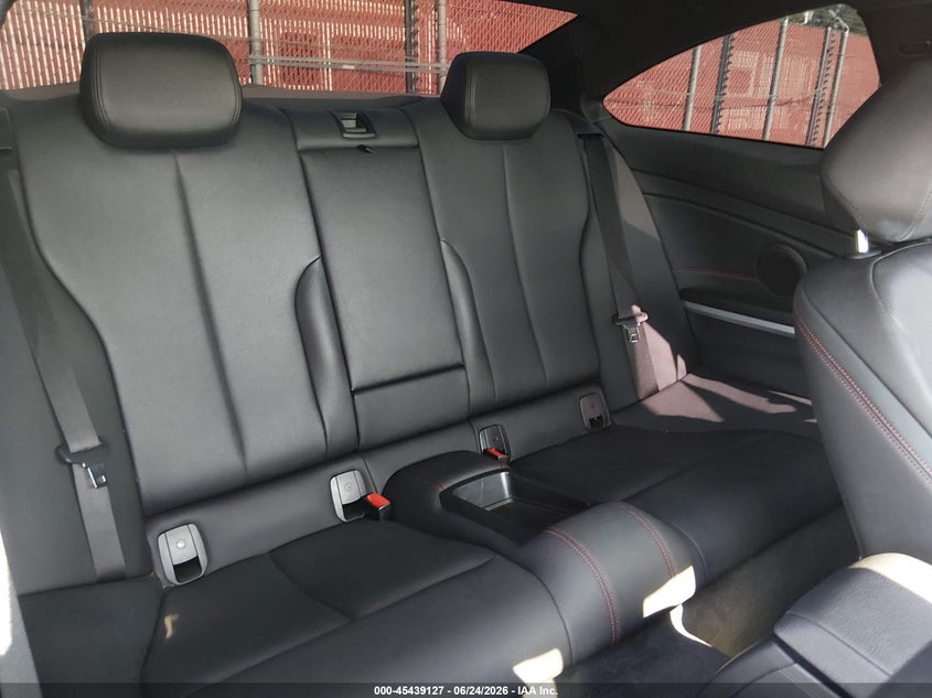 2020 BMW 4er VIN WBA4W3C05LFH25673 IAAI salvage auction — LEFT REAR, Salvage Title, sold $8,675 on 2026-08-17 (photo 8)