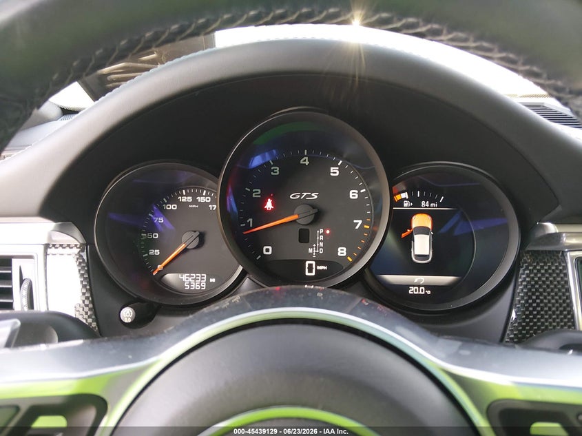 2018 Porsche Macan VIN WP1AG2A59JLB63590 IAAI salvage auction — RIGHT FRONT, Salvage Title, sold $13,750 on 2026-08-14 (photo 7)