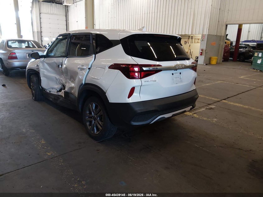 2022 Kia Seltos VIN KNDEPCAA0N7251772 IAAI salvage auction — LEFT SIDE, Salvage (Oregon), sold $4,400 on 2026-09-08 (photo 3)
