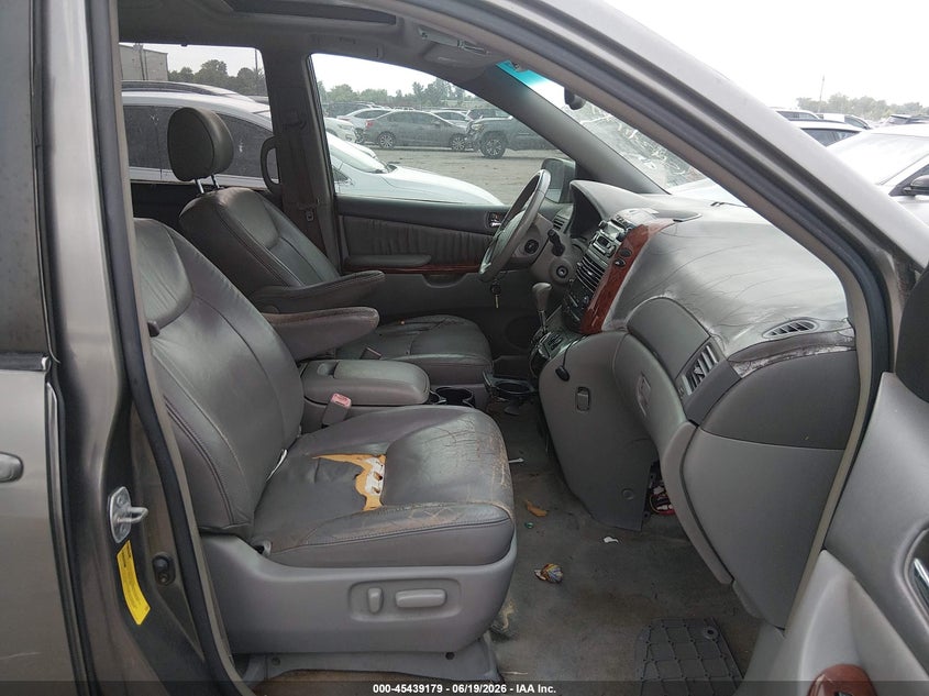 2005 Toyota Sienna VIN 5TDZA22C55S240009 IAAI salvage auction — NORMAL WEAR, Original (Texas), sold $850 on 2026-07-22 (photo 5)