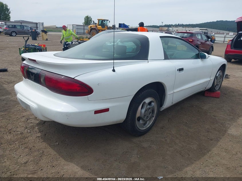 1994 Pontiac Firebird VIN 2G2FS22S4R2230221 IAAI salvage auction — FRONT END, Bill Of Sale (Washington), sold $375 on 2026-07-25 (photo 4)