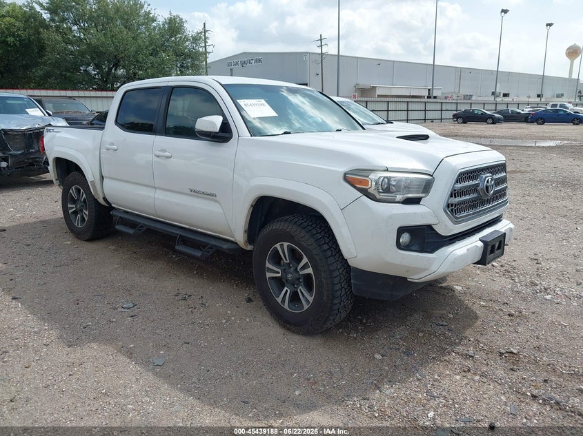2017 Toyota Tacoma VIN 5TFAZ5CN5HX044433 IAAI salvage auction — REAR END, Original (Texas), sold $5,900 on 2026-07-23 (photo 1)