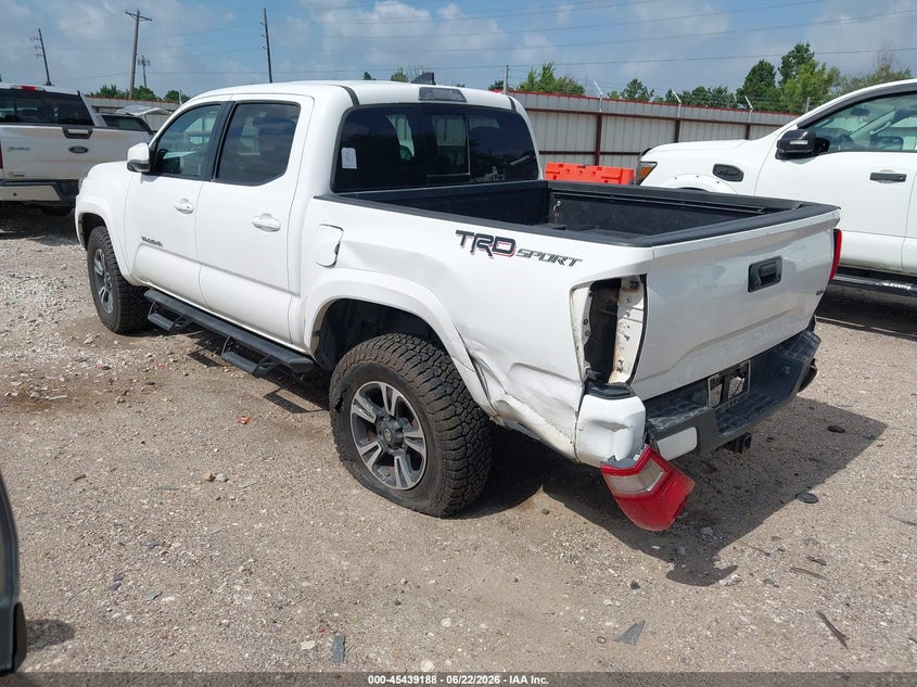 2017 Toyota Tacoma VIN 5TFAZ5CN5HX044433 IAAI salvage auction — REAR END, Original (Texas), sold $5,900 on 2026-07-23 (photo 3)