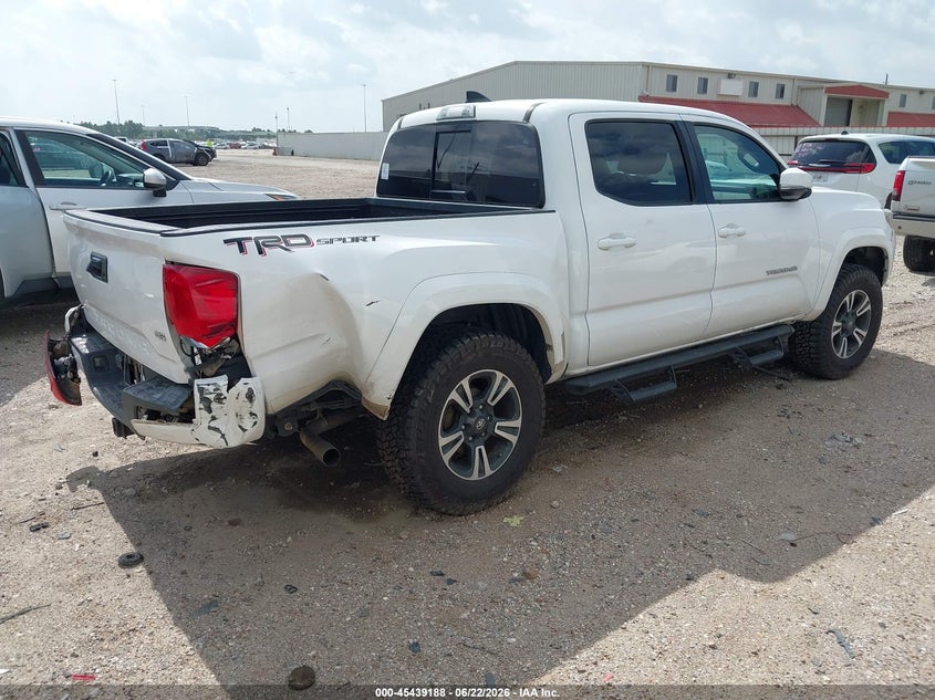 2017 Toyota Tacoma VIN 5TFAZ5CN5HX044433 IAAI salvage auction — REAR END, Original (Texas), sold $5,900 on 2026-07-23 (photo 4)