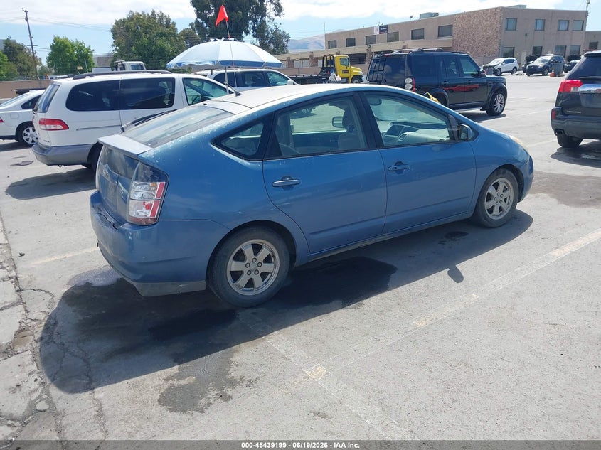 2005 Toyota Prius VIN JTDKB20U553005699 IAAI salvage auction — NORMAL WEAR, Salvage Title - Dealer (California), sold $350 on 2026-07-20 (photo 4)