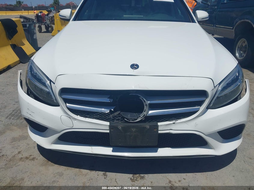 2019 Mercedes-benz C-klasse VIN 55SWF8DB3KU296010 IAAI salvage auction — FRONT END, Salvage Title, sold $9,000 on 2026-08-01 (photo 6)