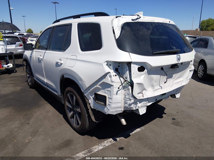 2025 Honda Pilot VIN 5FNYG1H89SB109897 IAAI salvage auction — REAR END, Wait Title, sold $17,050 on 2026-07-31 (photo 3)