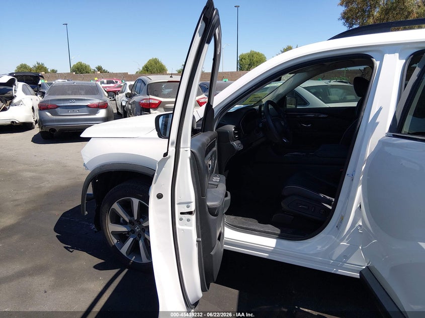 2025 Honda Pilot VIN 5FNYG1H89SB109897 IAAI salvage auction — REAR END, Wait Title, sold $17,050 on 2026-07-31 (photo 5)