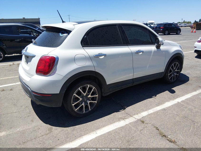 2017 Fiat 500x VIN ZFBCFXCB7HP613241 IAAI salvage auction — NORMAL WEAR, Clear - Dealer Only (California), sold $100 on 2026-07-08 (photo 4)