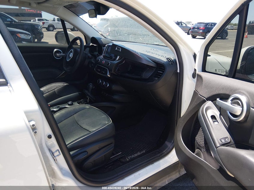 2017 Fiat 500x VIN ZFBCFXCB7HP613241 IAAI salvage auction — NORMAL WEAR, Clear - Dealer Only (California), sold $100 on 2026-07-08 (photo 5)