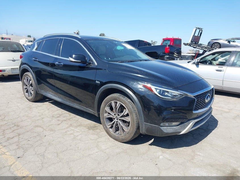 2017 Infiniti Qx30 VIN SJKCH5CR5HA022155 IAAI salvage auction — LEFT SIDE, Salvage (California), sold $800 on 2026-07-22 (photo 1)