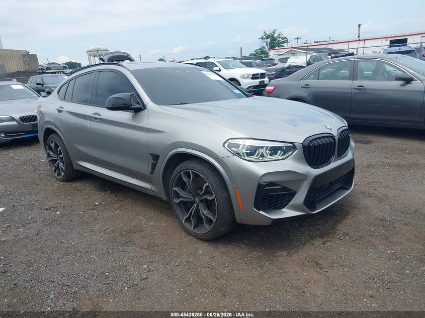 2021 BMW X4 m VIN 5YMUJ0C04M9H06216 — IAAI salvage auction photo