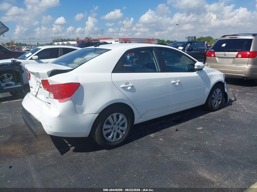2010 Kia Forte VIN KNAFU4A22A5179438 IAAI salvage auction — FRONT & REAR, Rebuildable (Florida), sold $375 on 2026-07-09 (photo 4)