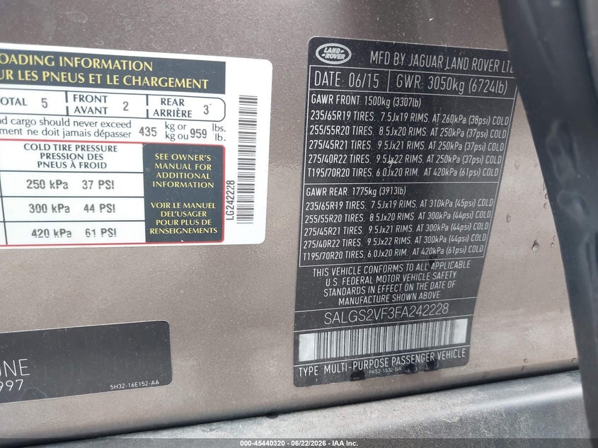2015 Land rover RANGE ROVER VIN SALGS2VF3FA242228 IAAI salvage auction — SIDE, Salvage (Tennessee), sold $4,550 on 2026-07-12 (photo 8)