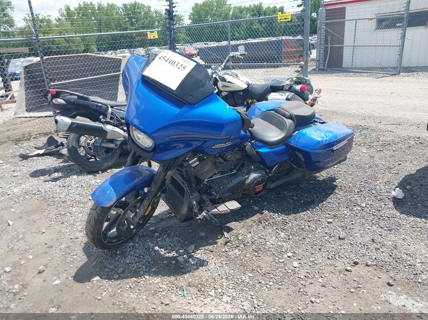 2024 Harley-davidson Street glide VIN 1HD1KB717RB652512 IAAI salvage auction — WATER/FLOOD, Salvage Title, sold $11,500 on 2026-10-06 (photo 2)