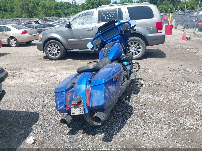 2024 Harley-davidson Street glide VIN 1HD1KB717RB652512 IAAI salvage auction — WATER/FLOOD, Salvage Title, sold $11,500 on 2026-10-06 (photo 4)