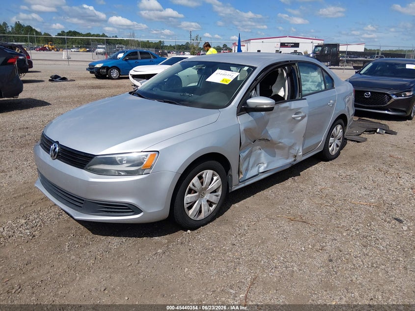 2014 Volkswagen Jetta VIN 3VWD17AJXEM273091 IAAI salvage auction — SIDE, Salvage Title, sold $525 on 2026-07-26 (photo 2)