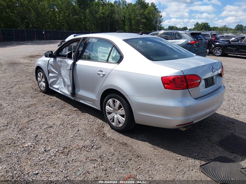 2014 Volkswagen Jetta VIN 3VWD17AJXEM273091 IAAI salvage auction — SIDE, Salvage Title, sold $525 on 2026-07-26 (photo 3)