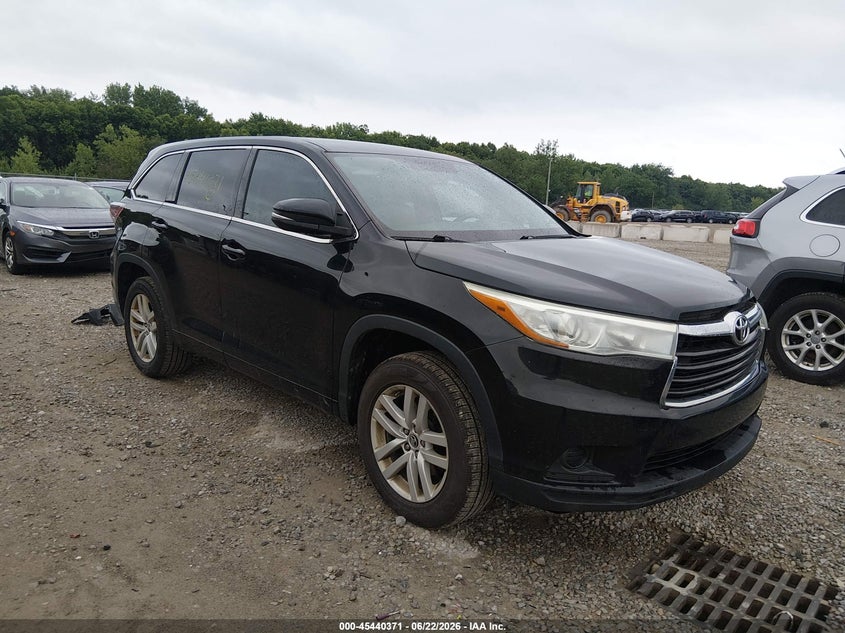 2016 Toyota Highlander VIN 5TDZARFH9GS017232 IAAI salvage auction — REAR END, Salvage (Ohio), sold $4,900 on 2026-07-22 (photo 1)