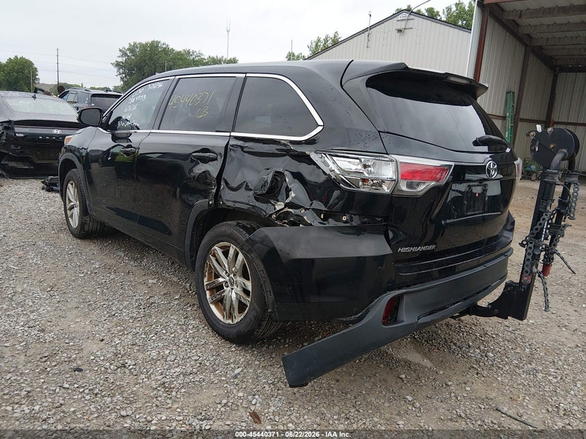 2016 Toyota Highlander VIN 5TDZARFH9GS017232 IAAI salvage auction — REAR END, Salvage (Ohio), sold $4,900 on 2026-07-22 (photo 6)