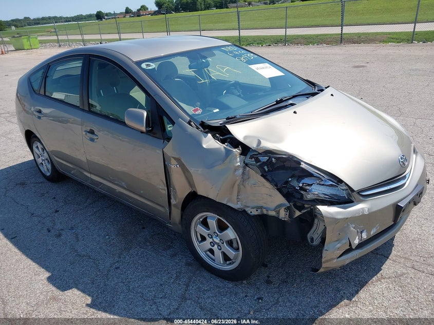 2008 Toyota Prius VIN JTDKB20UX87809395 IAAI salvage auction — RIGHT FRONT, Salvage (Illinois), sold $375 on 2026-07-22 (photo 1)