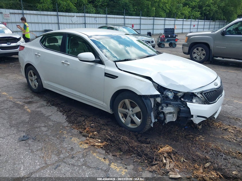 2015 Kia Optima VIN KNAGM4A73F5646714 IAAI salvage auction — FRONT END, Clear (Michigan), sold $550 on 2026-07-20 (photo 1)