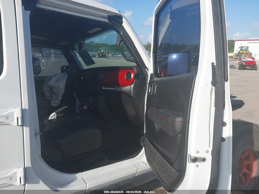 2021 Jeep Wrangler / VIN 1C4HJXFG4MW677651 IAAI salvage auction — FRONT END, Rebuildable (Florida), sold $10,800 on 2026-07-10 (photo 5)