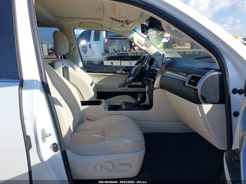 2022 Lexus Gx VIN JTJAM7BX4N5332574 IAAI salvage auction — LEFT FRONT, Salvage Title, sold $15,600 on 2026-07-28 (photo 5)