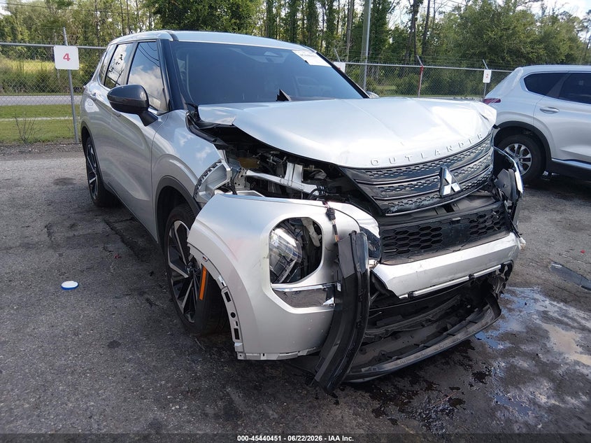 2022 Mitsubishi Outlander VIN JA4J3TA87NZ073333 IAAI salvage auction — FRONT END, Salvage Title, sold $6,500 on 2026-07-28 (photo 6)