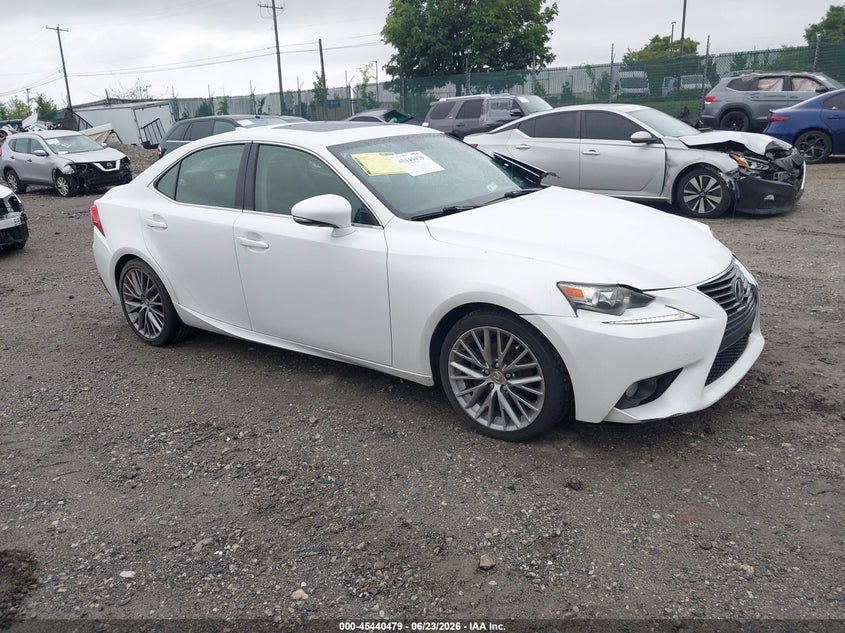 2014 Lexus Is VIN JTHCF1D22E5004332 IAAI salvage auction — LEFT & RIGHT, Salvage (Pennsylvania), sold $2,075 on 2026-07-24 (photo 1)