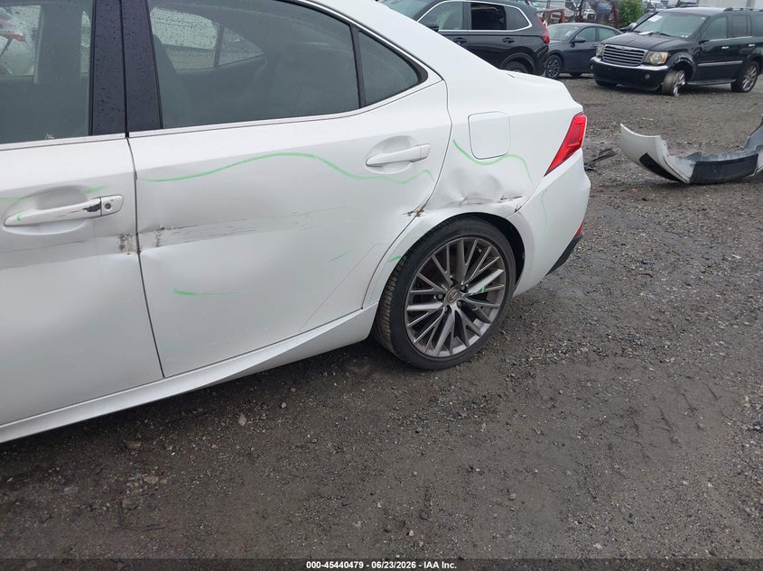2014 Lexus Is VIN JTHCF1D22E5004332 IAAI salvage auction — LEFT & RIGHT, Salvage (Pennsylvania), sold $2,075 on 2026-07-24 (photo 6)