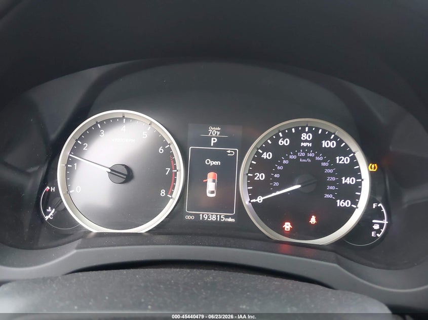 2014 Lexus Is VIN JTHCF1D22E5004332 IAAI salvage auction — LEFT & RIGHT, Salvage (Pennsylvania), sold $2,075 on 2026-07-24 (photo 7)