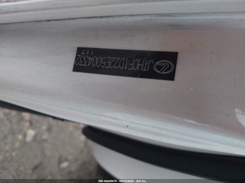 2014 Lexus Is VIN JTHCF1D22E5004332 IAAI salvage auction — LEFT & RIGHT, Salvage (Pennsylvania), sold $2,075 on 2026-07-24 (photo 9)