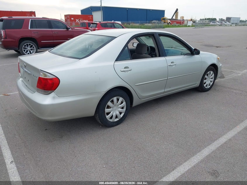 2005 Toyota Camry VIN JTDBE32K653014291 IAAI salvage auction — NORMAL WEAR, Certificate Of Title (Nebraska), sold $25 on 2026-07-30 (photo 4)