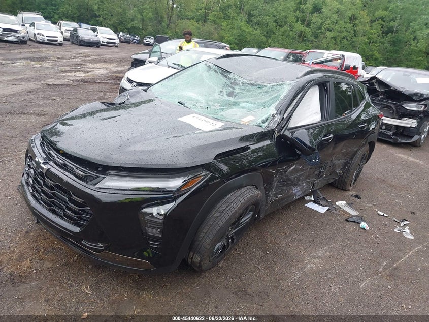 2026 Chevrolet Trax VIN KL77LKEP1TC080402 IAAI salvage auction — RIGHT SIDE, Salvage Title, sold $875 on 2026-08-01 (photo 2)